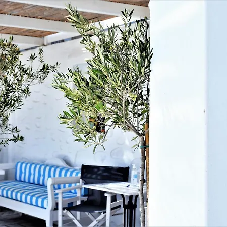 Marina Aparthotel Naousa (Paros)