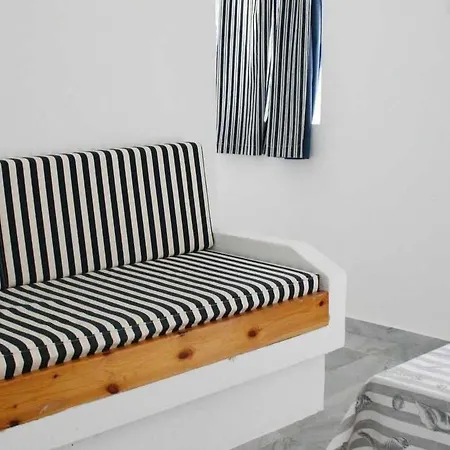Marina 3* Naousa (Paros)