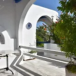 Marina Aparthotel 4*