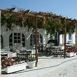 Marina 4*