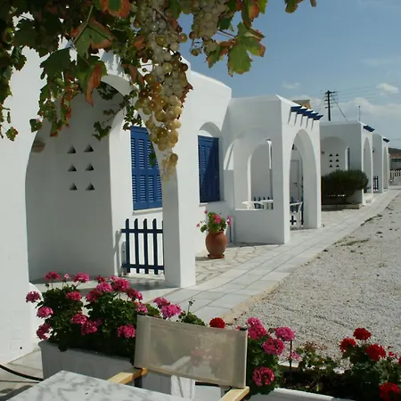 Marina Aparthotel Naousa (Paros)