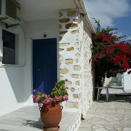 Marina Aparthotel 4*