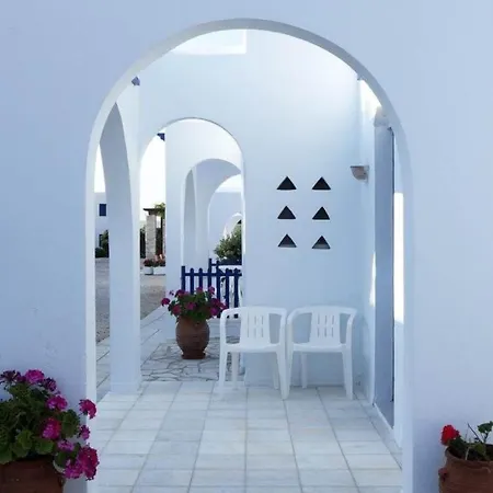 Ξενοδοχείο με διαμερίσματα Marina 4*