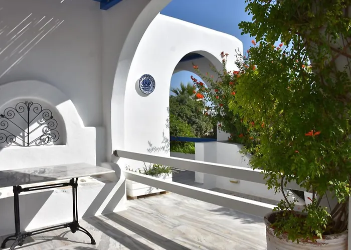 Marina Aparthotel 4*