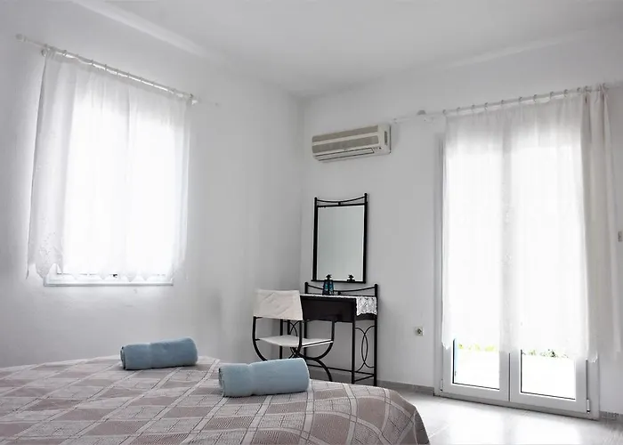 アパートホテル Marina